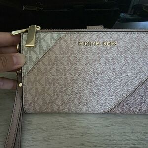 Michael Kors Pink Wristlet Wallet